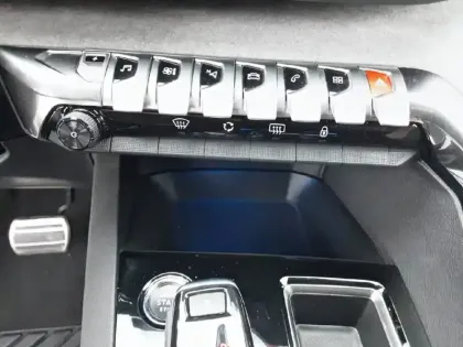 Photo 25 Peugeot 3008  Hybrid 225 e-EAT8