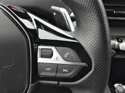 Photo 20 Peugeot 3008  Hybrid 225 e-EAT8