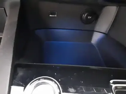 Photo 24 Peugeot 3008  Hybrid 225 e-EAT8