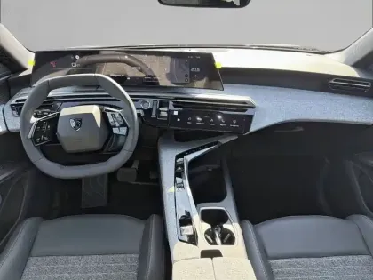 Photo 27 Peugeot 5008  Hybrid 145 e-DCS6