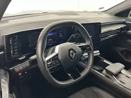 Photo 18 Renault Austral  E-Tech hybrid 200