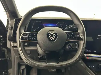 Photo 24 Renault Austral  E-Tech hybrid 200