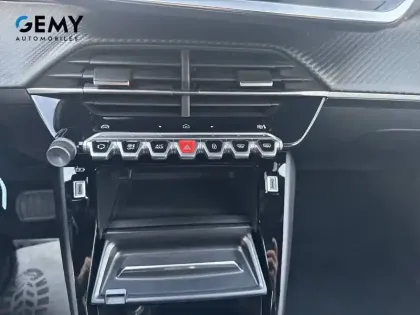 Photo 14 Peugeot 2008  Hybrid 145 e-DCS6