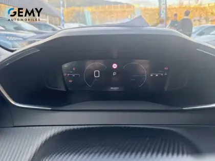 Photo 12 Peugeot 2008  Hybrid 145 e-DCS6