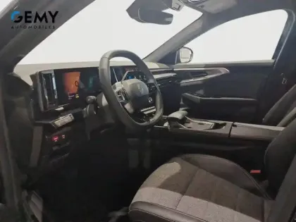 Photo 8 Renault Espace  E-Tech full hybrid 200 GSR2