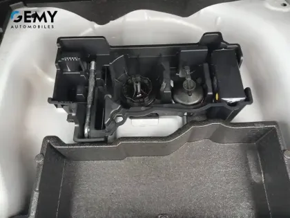 Photo 16 Peugeot 2008  PureTech 100 S&S BVM6