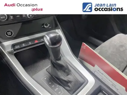 Photo 12 Audi Q3  40 TDI 200 ch S tronic 7 Quattro