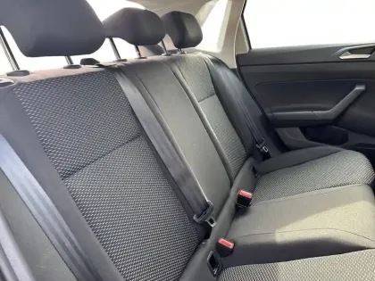 Photo 11 Volkswagen Polo  1.0 MPI 80 S&S BVM5