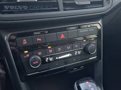 Photo 12 Volkswagen T-cross  1.0 TSI 110 Start/Stop DSG7