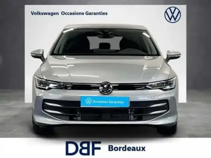 Photo 6 Volkswagen Golf 1.5 eHybrid 204 DSG6 VW Edition