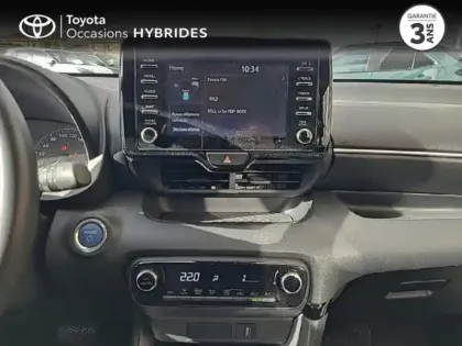 Photo 14 Toyota Yaris  116h Dynamic 5p MC24