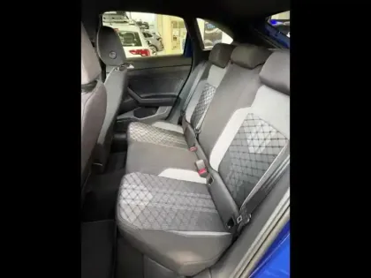 Photo 14 Volkswagen Taigo  1.0 TSI 115ch R-Line DSG7