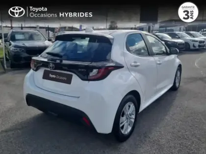 Photo 9 Toyota Yaris  116h Dynamic Business  5p MC24