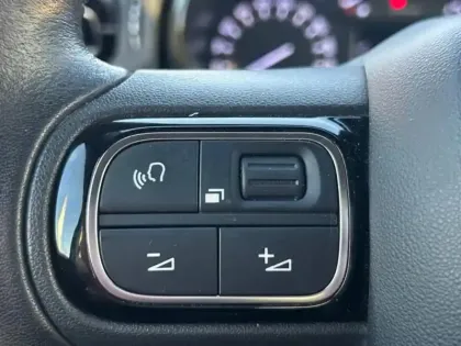 Photo 11 Citroën C3  1.2 PureTech 83ch S&S Shine