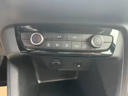 Photo 11 Opel Corsa  1.2 Turbo 100ch GS