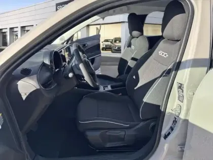 Photo 11 Fiat 600  1.2 Hybrid Turbo 110ch Pack Confort DCT6