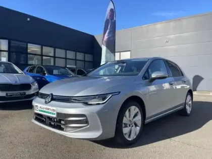 Photo 4 Volkswagen Golf  1.5 eHybrid 204ch VW Edition DSG6