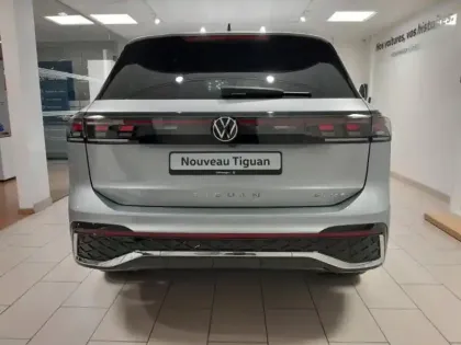 Photo 5 Volkswagen Tiguan  1.5 eHybrid 272ch R-Line Edition DSG6