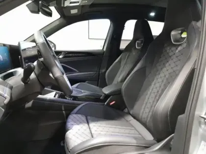 Photo 6 Volkswagen Tiguan  1.5 eHybrid 272ch R-Line Edition DSG6