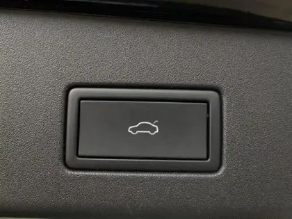 Photo 11 Volkswagen Id.5  204ch Pro Performance 77 kWh