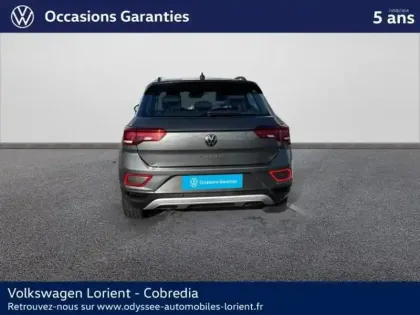 Photo 20 Volkswagen T-roc  1.5 TSI EVO 150ch Life Plus DSG7