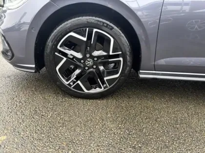 Photo 10 Volkswagen Polo  1.0 TSI 116ch R-Line DSG7