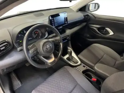 Photo 13 Toyota Yaris  116h Dynamic 5p MY22