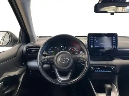 Photo 10 Toyota Yaris  116h Dynamic 5p MY22