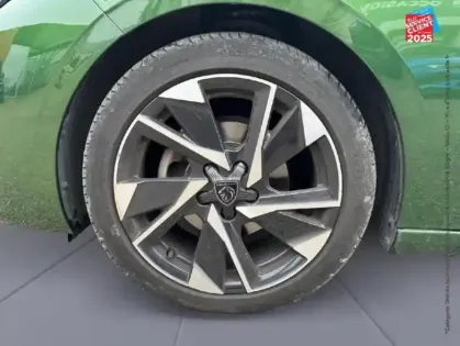 Photo 9 Peugeot 308  1.2 PureTech 130ch S&S Allure Pack EAT8