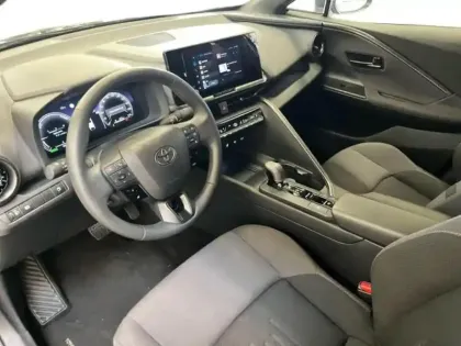 Photo 13 Toyota C-HR  1.8 Hybride 140ch Design NG23