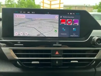 Photo 10 Citroën C4  1.2 PureTech 130ch S&S MAX