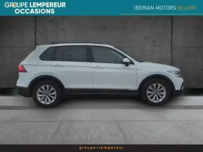 Photo 3 Volkswagen Tiguan  1.5 TSI 150ch Life Business DSG7