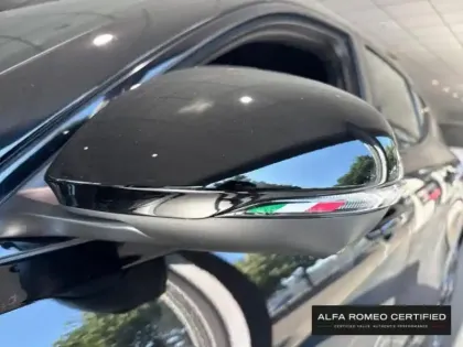 Photo 14 Alfa Romeo Tonale  1.5 Ibrida 160ch Intensa TCT