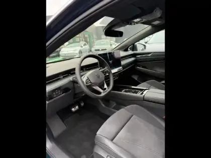 Photo 12 Volkswagen Id.7  286ch Pro 77kWh Style Exclusive