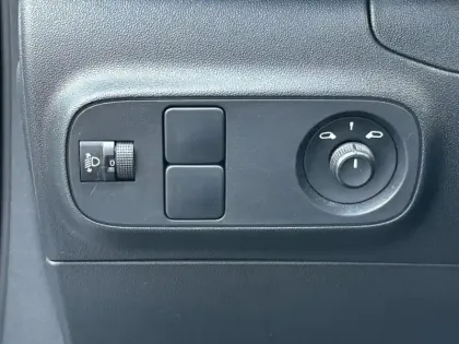 Photo 13 Citroën C3  Sté 1.5 BlueHDi 100ch S&S BVM 6 Feel Nav