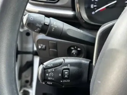 Photo 14 Citroën C3  Sté 1.5 BlueHDi 100ch S&S BVM 6 Feel Nav