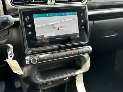 Photo 8 Citroën C3  Sté 1.5 BlueHDi 100ch S&S BVM 6 Feel Nav