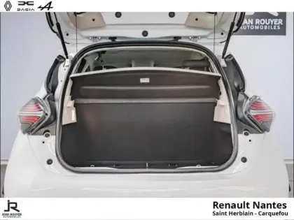 Photo 5 Renault Zoé Zoe E-Tech Equilibre charge normale R110 - 22B