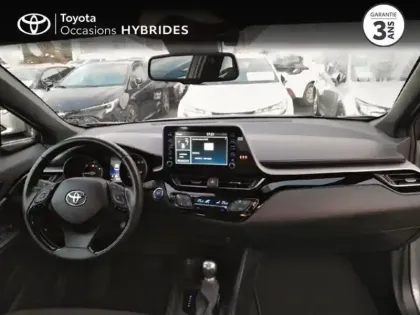 Photo 7 Toyota C-HR  1.8 Hybride 122ch Design Ultimate E-CVT
