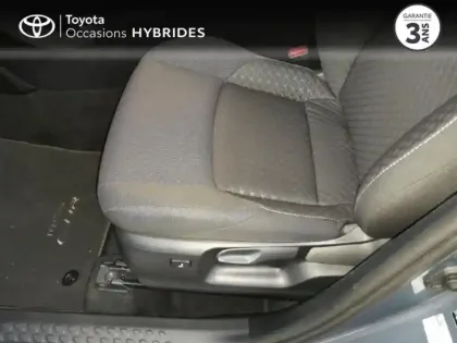 Photo 11 Toyota C-HR  1.8 Hybride 122ch Design Ultimate E-CVT