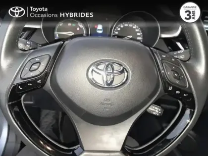 Photo 12 Toyota C-HR  1.8 Hybride 122ch Design Ultimate E-CVT