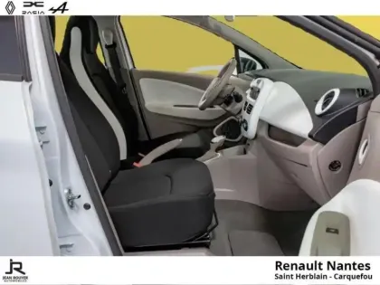 Photo 11 Renault Zoé Zoe Life charge normale R90 MY19