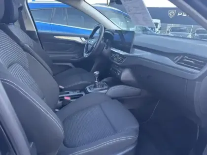 Photo 10 Ford Focus  1.0 EcoBoost mHEV 125 ch Titanium X Business