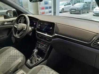 Photo 14 Volkswagen T-cross  1.5 TSI 150ch R-Line Edition DSG7