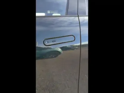 Photo 10 Toyota C-HR  1.8 Hybride 140ch Design MY25