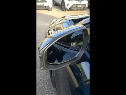 Photo 11 Toyota C-HR  1.8 Hybride 140ch Design MY25