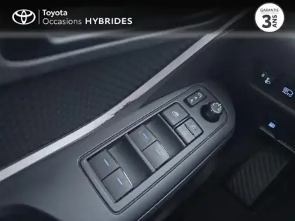 Photo 10 Toyota C-HR  1.8 Hybride 122ch Design Ultimate E-CVT