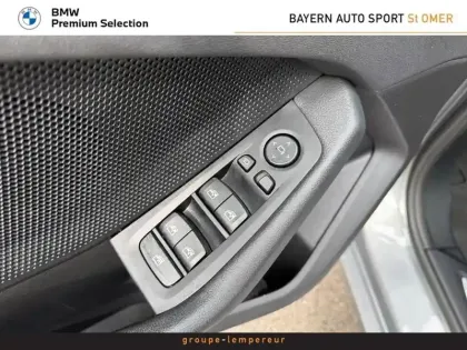 Photo 25 BMW Serie 1 Série 1 116dA 116ch Business Design DKG7
