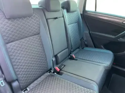 Photo 7 Volkswagen Tiguan  1.5 TSI EVO 150ch IQ.Drive DSG7 Euro6d-T