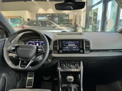 Photo 6 Skoda Karoq  1.5 TSI Evo 2 ACT 150ch Sportline DSG7